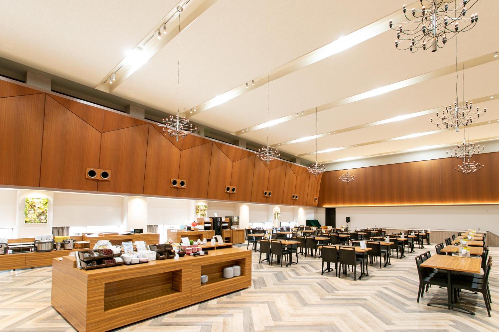 Tosei Hotel & Seminar Makuhari Narashino Exterior photo